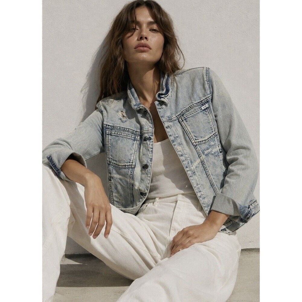 RVCA Distressed Denim Jacket XS Light Wash Trucker Jean Jacket Surf Casual